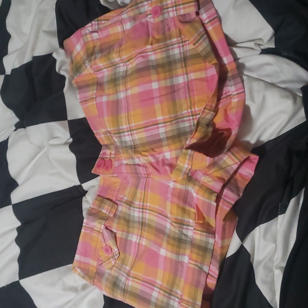 cute and indie Piper and Blue multicolored flannel spring / fall short shorts